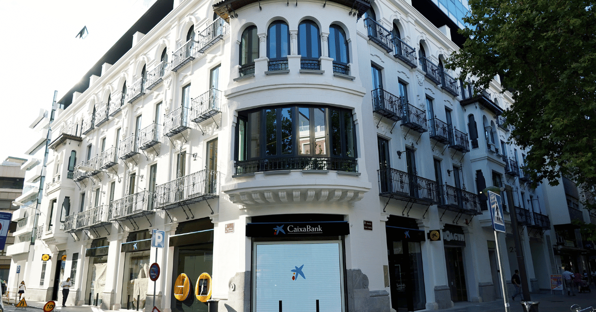 rehabilitación de fachadas para locales comerciales