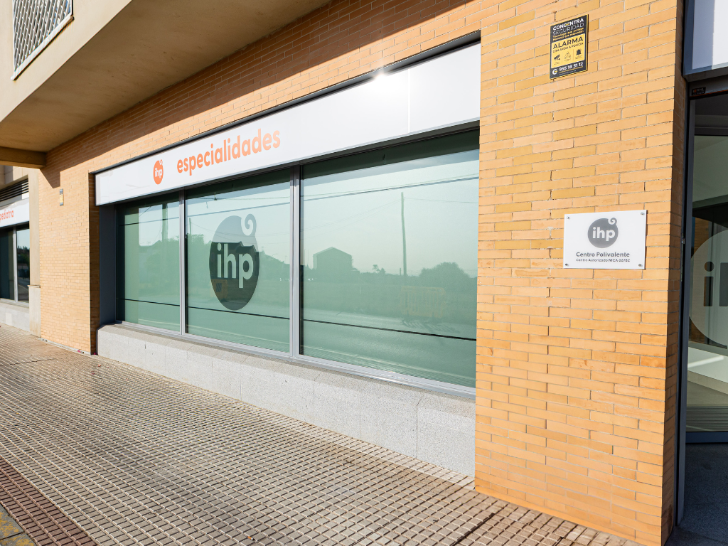 Centro consultas médicas IHP - Castilleja de la Cuesta